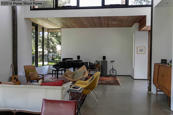 05living-room-reverse