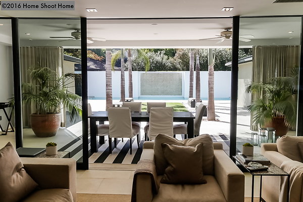 21family-room-alt-doors-open
