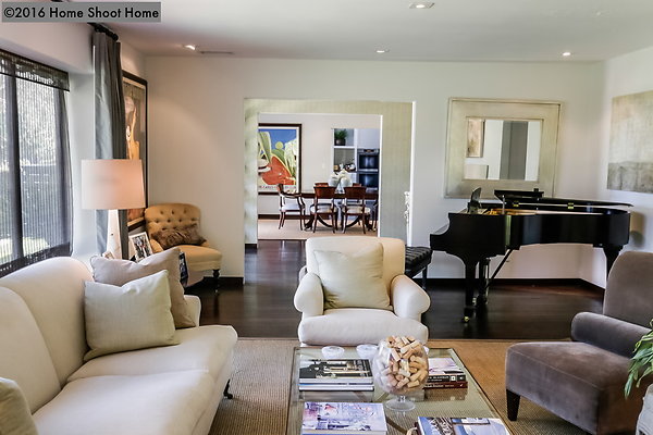 06living-room-reverse