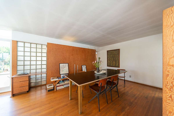 8599 dining 1