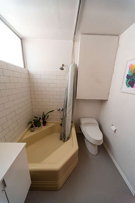 8599 bath 3