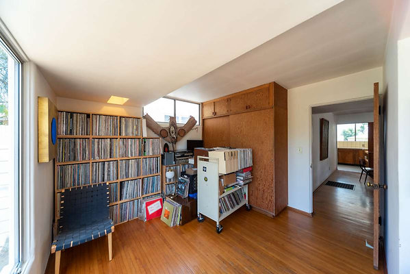 8599 office 1