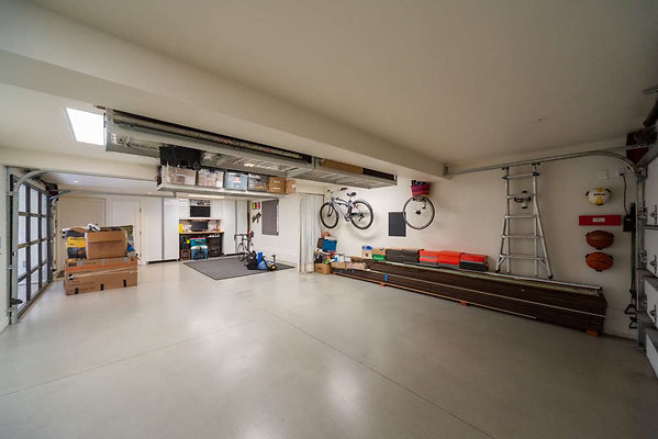 13364 garage 4