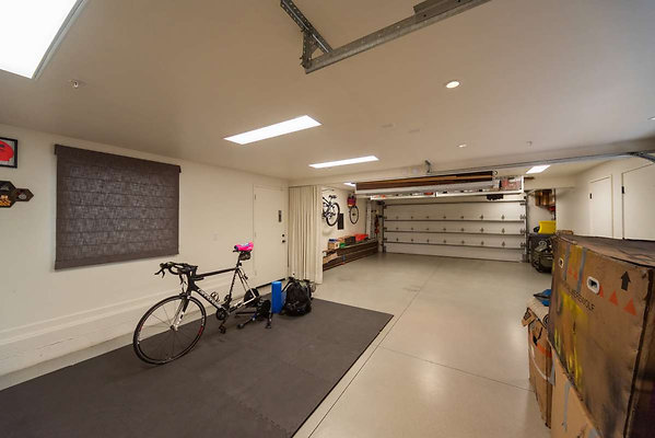 13364 garage 2