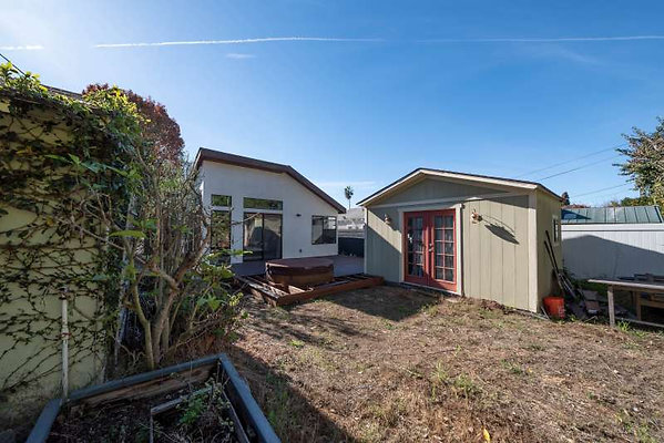11300 garage 2
