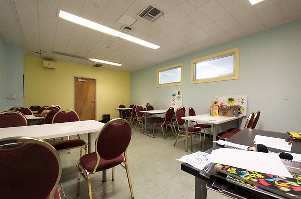 B  0042 10845 classroom3