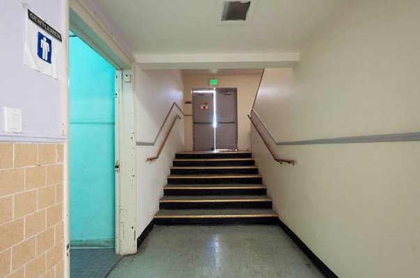 B  0023 10845 stairs
