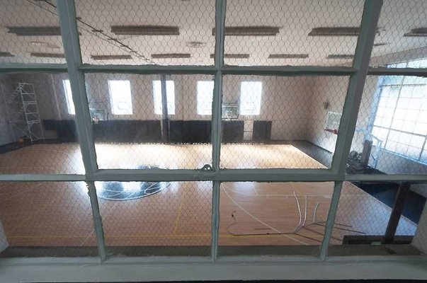 A  0052 10845 gym9