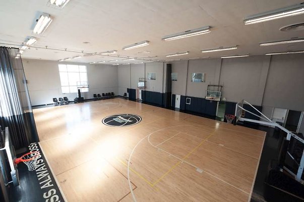 A  0047 10845 gym4