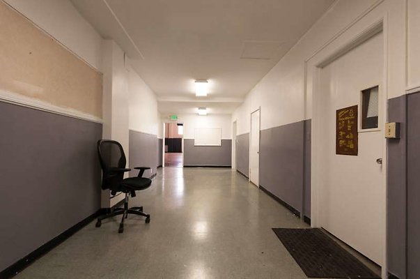 B  0016 10845 hall