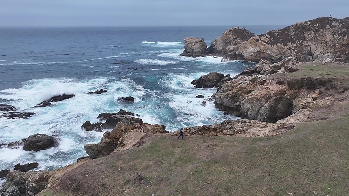 vlcsnap-2025-10-30-22h03m58s311