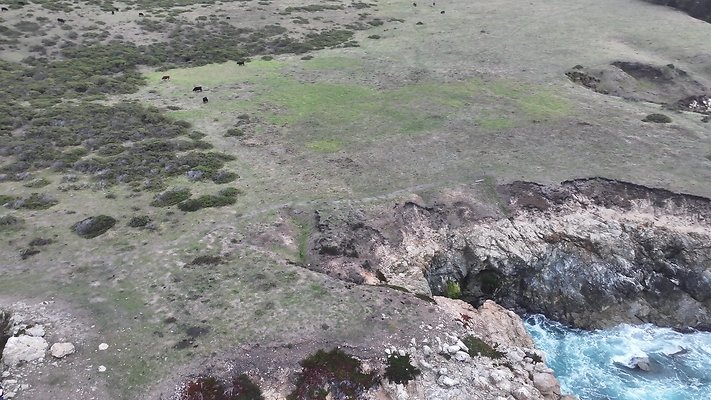 vlcsnap-2025-10-30-22h05m51s212