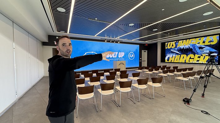 PRESS ROOM