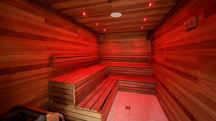 INFRARED SAUNA