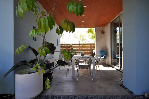 8858 patio 2
