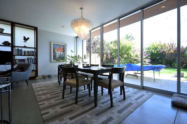 8858 dining 2