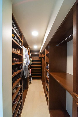 13364 closet 1