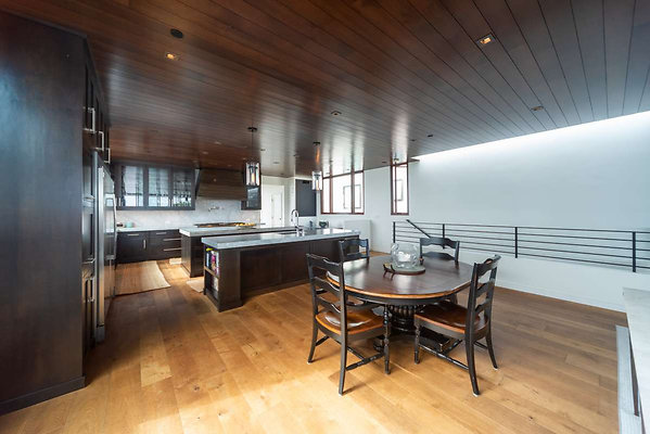 13364 dining 3