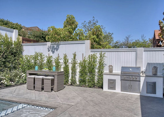 13043 patio 3
