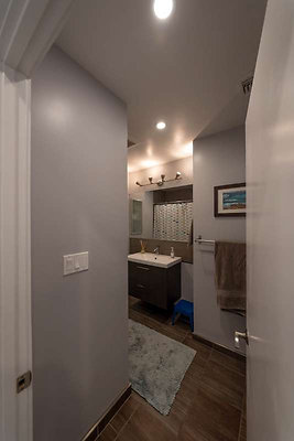 11300 bath 4
