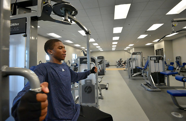LA Southwest 06-X3 - "7/1/14 - Sheldon Wright, a 19-year-old basketball player at Los Angeles Southwest College, works out at the college’s Thomas G. Lakin Fitness & Wellness Center.
Photo by Steven Georges"