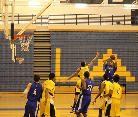 LASW College Gym &amp; Training Rooms - South LA
