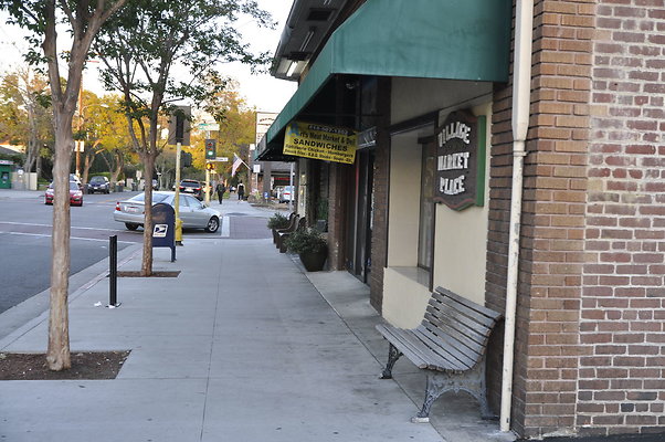  ArtMtMkt KnnthVllage 0035