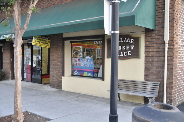  ArtMtMkt KnnthVllage 0026