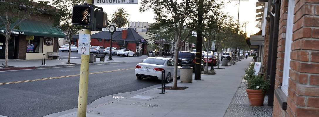  ArtMtMkt KnnthVllage 0045c