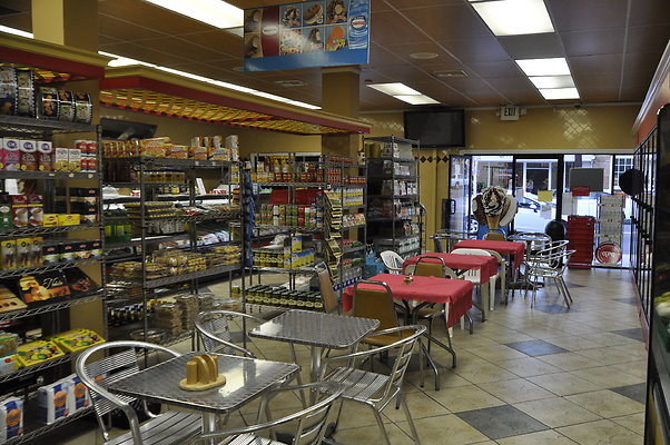  ArtMtMkt KnnthVllage 0002 hero