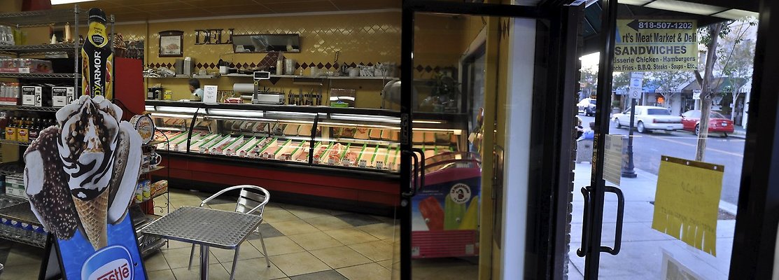  ArtMtMkt KnnthVllage 0021c