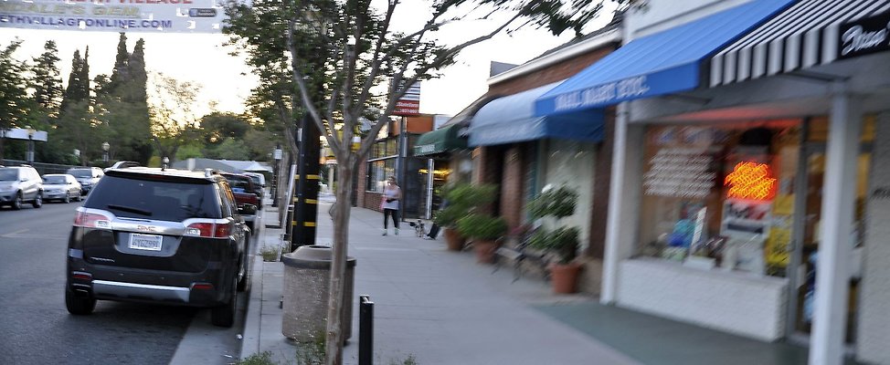  ArtMtMkt KnnthVllage 0054g