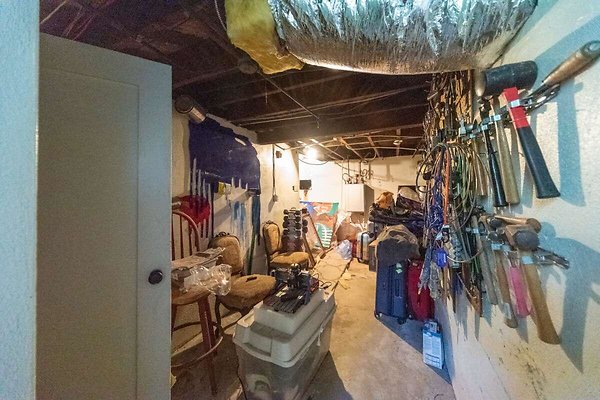 13982 basement 1