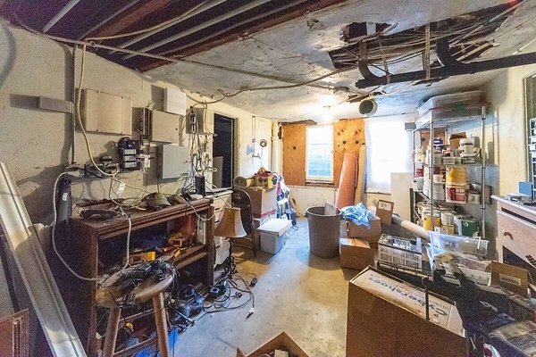 13982 basement 3