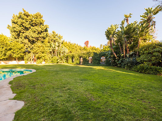 7a13OldHollywood MedRez 21