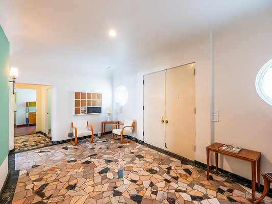 1h13OldHollywood MedRez 01