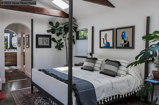 3472-Master-Bedroom-34