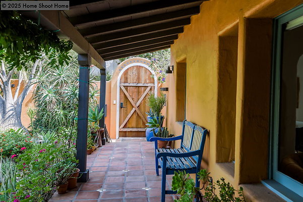 3472-Walkway-Right-79 3472-Walkway-Right-79