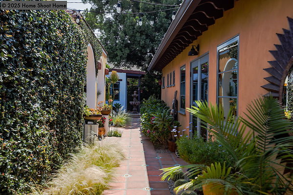 3472-Outdoor-Walkway-52 3472-Outdoor-Walkway-52