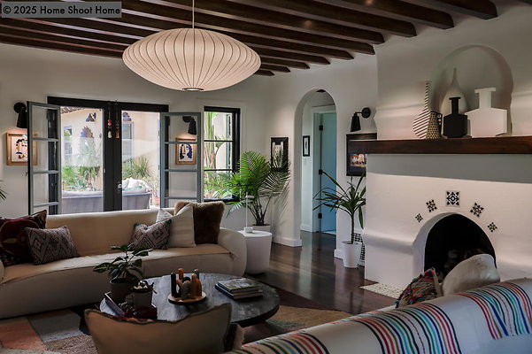 3472-Living-Room-Alt-06