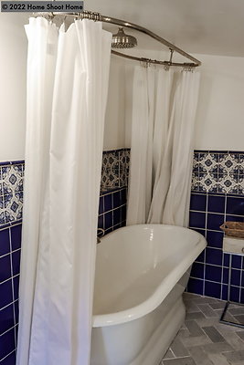 38master-bathroom-alt