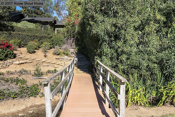 63footbridge-reverse