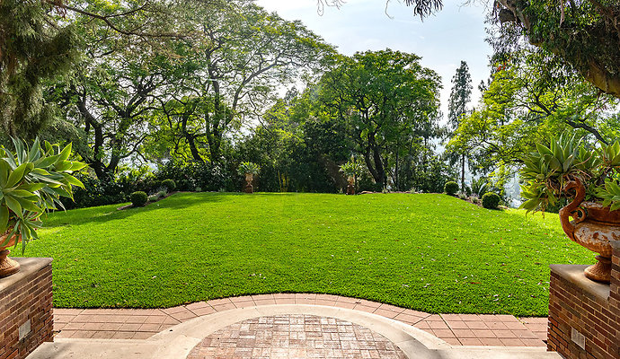 Mansion Lawn from ballroom