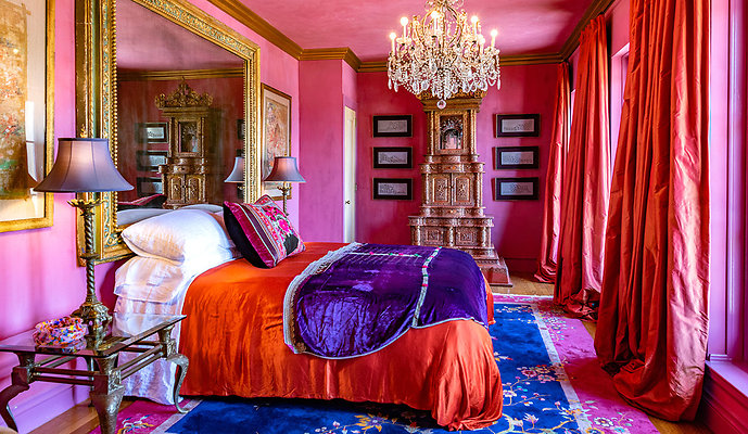 Mansion Suite 6 Bedroom