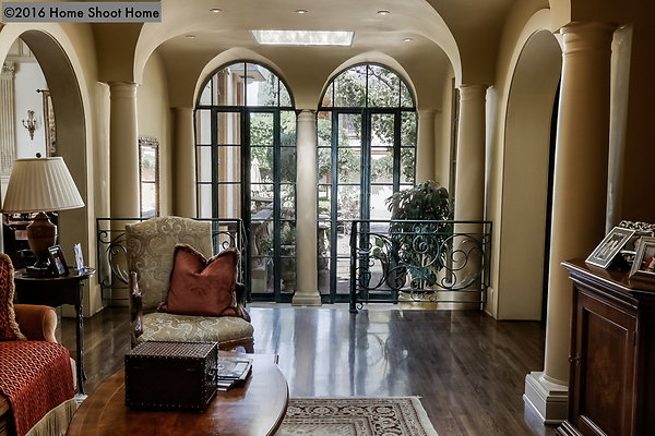 20family-room-reverse