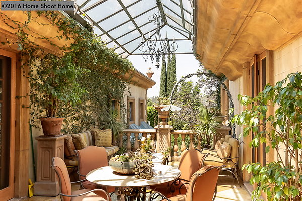 88second-story-patio