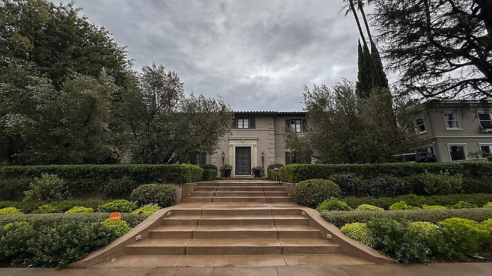 415 S Windsor Blvd - Hancock Park