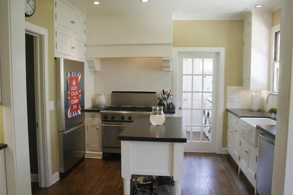 mediumthumbBuena Vista St South Pas  22