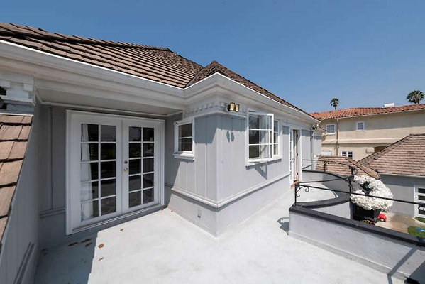 12485 balcony 1 12485 balcony 1