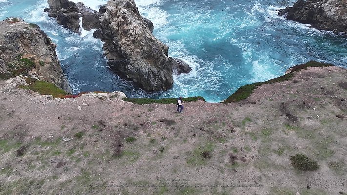 vlcsnap-2025-10-30-22h07m36s172